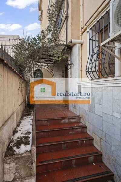 Unirii atelier design - croitorie, preluare afacere la cheie, vad pietonal 80 pers/zi